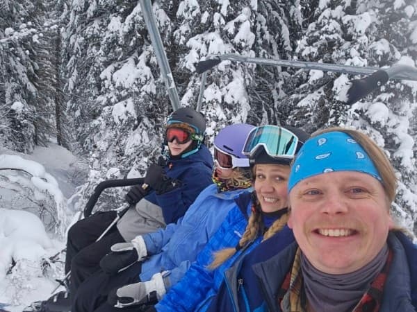 Brit & Karl wedding photo